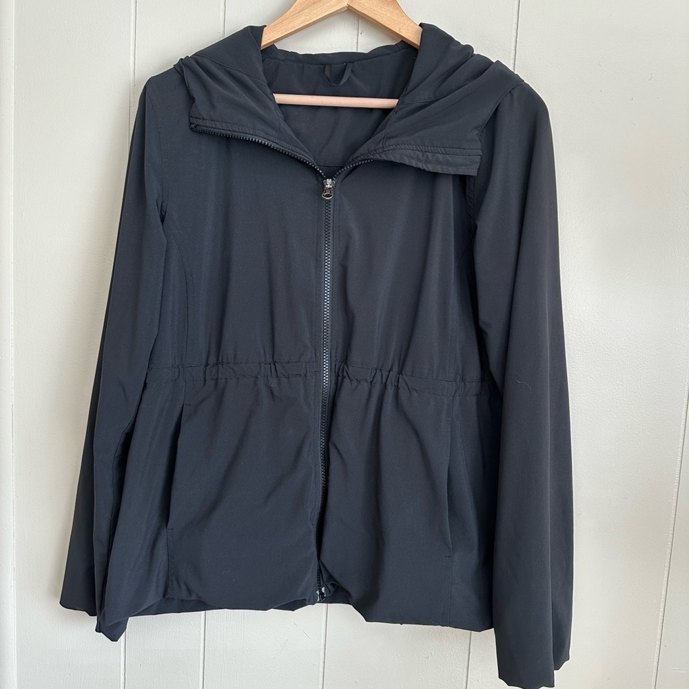 Lululemon Solid Black Lightweight Jacket/ Sz 8 - image 1